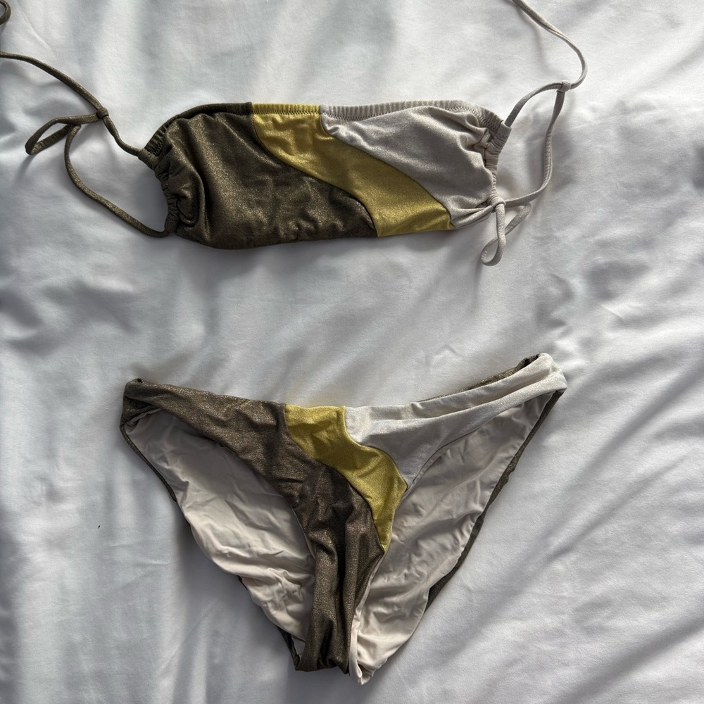 Stylish Colorblock Bikini Set